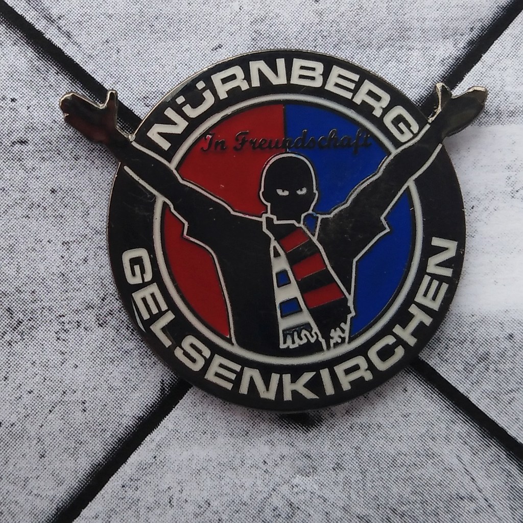 Pin - Nürnberg und Gelsenkirchen in Freundschaft